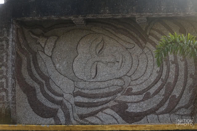 ศุกร์ (สุข) ละวัด : เจดีย์หินพันล้านก้อน