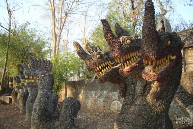 ศุกร์ (สุข) ละวัด : เจดีย์หินพันล้านก้อน