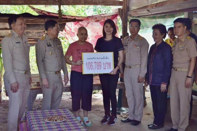 "เฮียจก"  ประมูลภาพ 70,000 บาท ช่วยน้องแพรว ผู้ป่วยมะเร็งเม็ดเลือดขาว