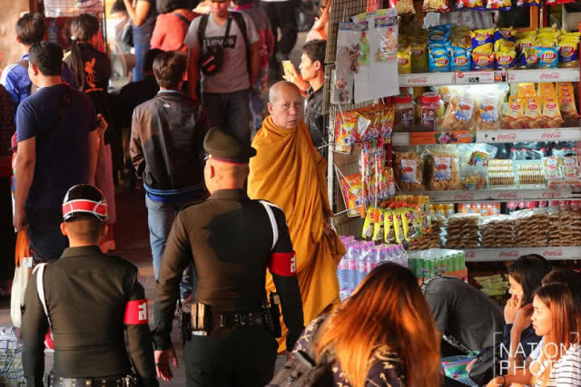 ภาพชุด : บรรยากาศการเดินทางกลับภูมิลำเนาของ ปชช. ที่ขนส่งหมอชิต