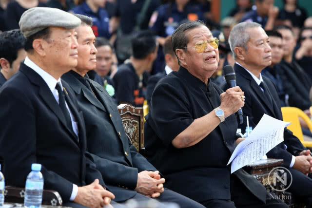 (ภาพชุด) คนบันเทิงพร้อมใจ ส่ง "พ่อดม ชวนชื่น" สู่สวรรค์