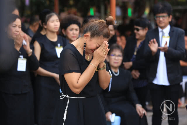 (ภาพชุด) คนบันเทิงพร้อมใจ ส่ง "พ่อดม ชวนชื่น" สู่สวรรค์
