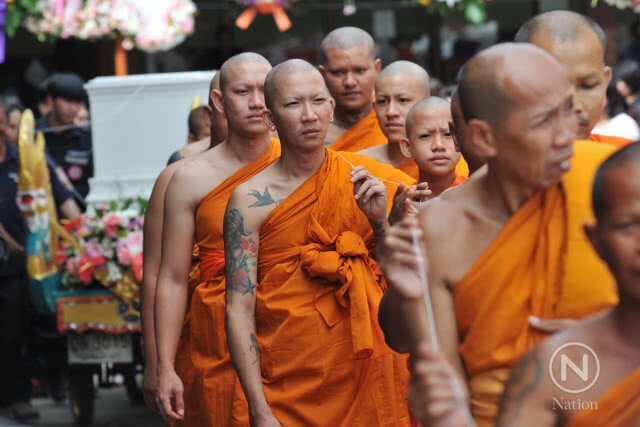 (ภาพชุด) คนบันเทิงพร้อมใจ ส่ง "พ่อดม ชวนชื่น" สู่สวรรค์