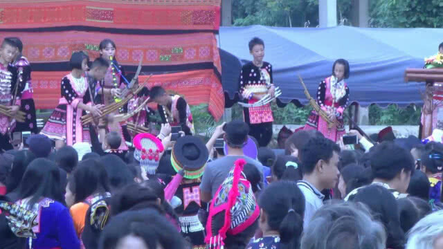 ยิ่งใหญ่!!งานประเพณีปีใหม่ม้ง