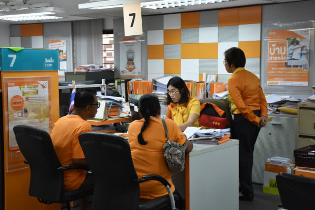 ธอส.พิษณุโลกเปิดให้ผู้จองสิทธิยื่นขอสินเชื่อเป็นวันแรกในโครงการบ้านล้าน