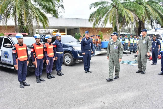 ทอ.มาแล้ว!!! ทหารอากาศเข้าพื้นที่เสี่ยงภัยเตรียมดูแลประชาชน