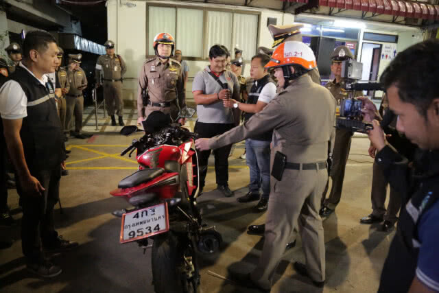 บก.จร.ลุยกวาดล้างแก็งเด็กแว้น รวบแอดมิน และนักซิ่ง 96 ราย ยึดจยย. 114 คัน