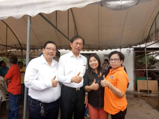 "สุดารัตน์" บุก กทม. ตะวันออก ลั่น! "ออกไปเลือกตั้งน้อย ลุงตู่ อยู่ต่อแน่"