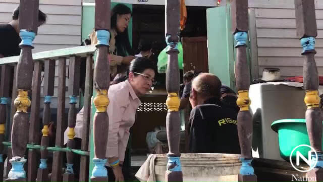 "สุดารัตน์" ลงนครศรีฯ เยียวยาเหยื่อ "พายุปาบึก"
