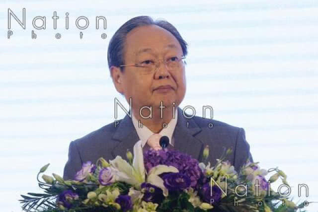 "สนธิรัตน์" เตรียมลงพื้นที่นครศรีฯ ช่วยผู้ประสบภัย "ปาบึก"