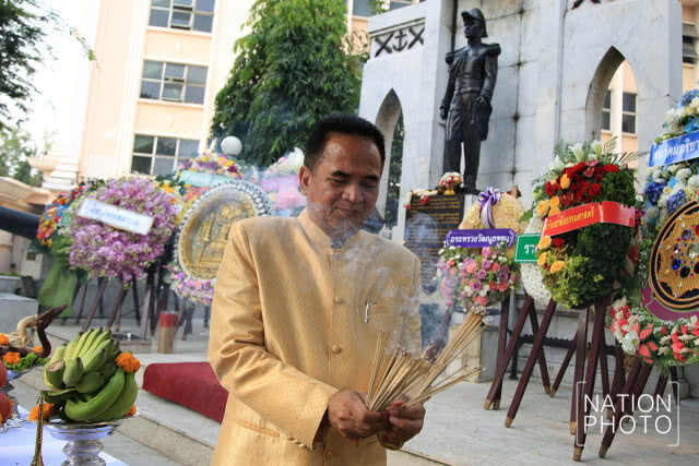 (ภาพชุด) วันคล้ายวันสวรรคตพระบาทสมเด็จพระปิ่นเกล้าเจ้าอยู่หัว