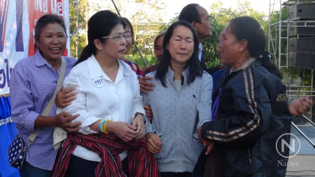 ตร.บุกจับ "พรชัย" ว่าที่ผู้สมัคร ส.ส.บุรีรัมย์ กลางวง "หญิงหน่อย" หาเสียง