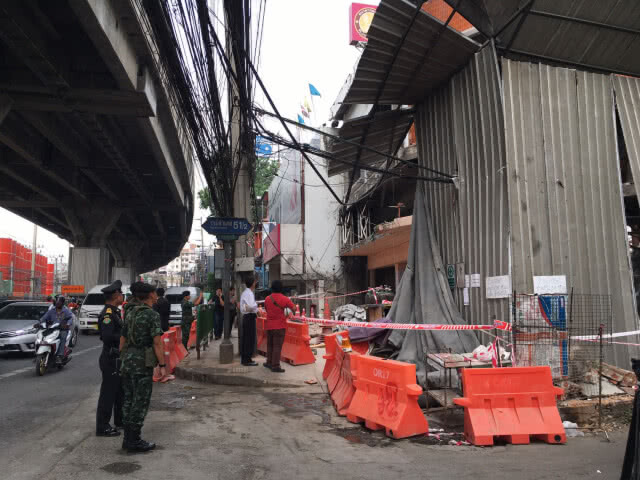 ทีมวิศวกรลงพื้นที่ตรวจสอบอาคารถล่มรามคำแหง51