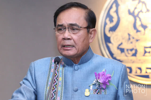 "นายกฯ" ลั่นไม่เจรจา "ทักษิณ" พร้อมท้าให้กลับมาสู้คดี