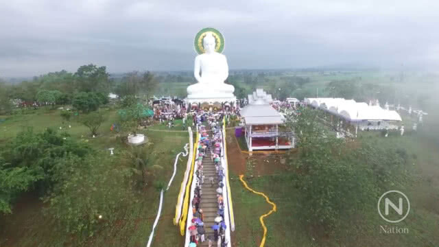 ลูกศิษย์นับหมื่นแห่ร่วมทำบุญ "ครูบาบุญชุ่ม" 55 ปี