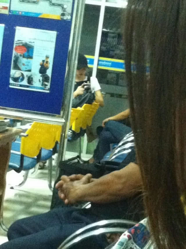 เรื่องราวดีดีของสาว "ลิซ่า" นั่งรถทัวร์กลับบุรีรัมย์