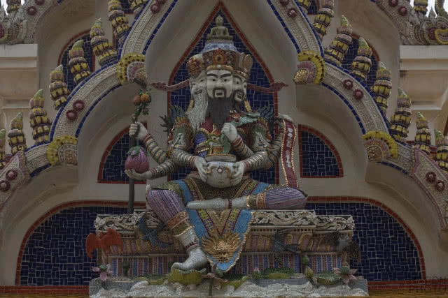 ศุกร์ (สุข) ละวัด : วัดปริวาสราชสงคราม