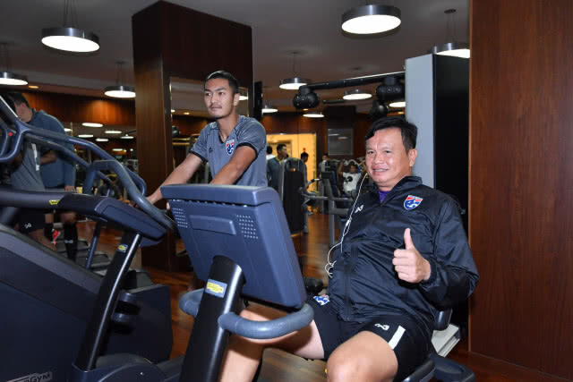 ศิริศักดิ์ พาทัพช้างศึกลงซ้อม หลังถึงอัล ไอน์