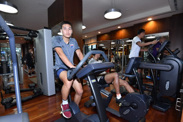 ศิริศักดิ์ พาทัพช้างศึกลงซ้อม หลังถึงอัล ไอน์