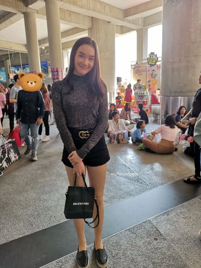 รวมเหล่าดารา "ชาวบลิ้งค์" ในคอนเสิร์ต "BLACKPINK"