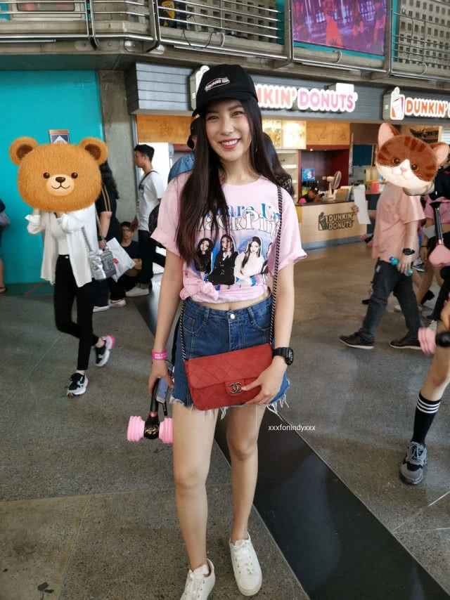 รวมเหล่าดารา "ชาวบลิ้งค์" ในคอนเสิร์ต "BLACKPINK"