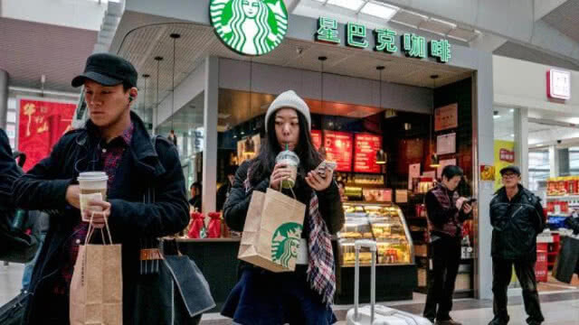 กูรูคาด "สตาร์บัคส์" ประเทศจีน จ่อหุ้นร่วงตามรอย "แอ๊ปเปิ้ล อิงค์"