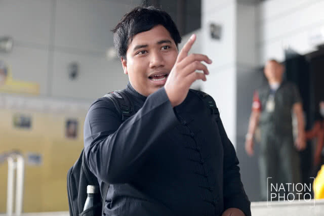 4 แกนนำคนอยากเลือกตั้งลั่นพร้อมสู้คดี "จัดชุมนุม"