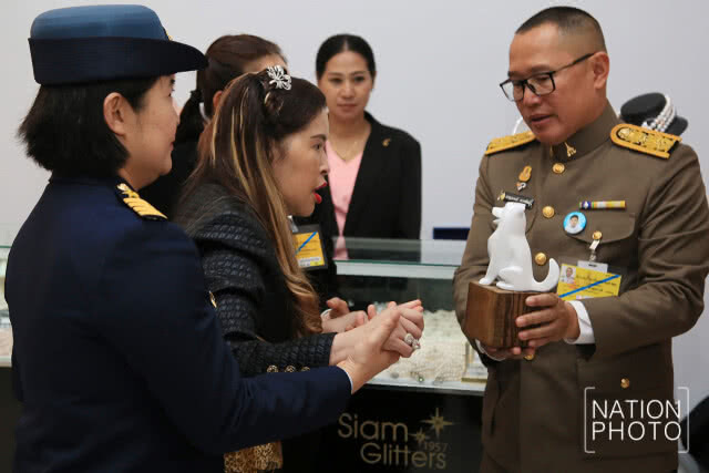 สมเด็จพระเจ้าลูกเธอ เจ้าฟ้าจุฬาภรณวลัยลักษณ์ ทรงเปิดศูนย์พักพิงสุนัขจรจัด "นครชัยบุรินทร์"