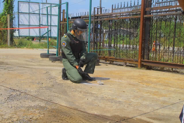 ระทึก! พลุระเบิดร้านรับซื้อของเก่า พังงา