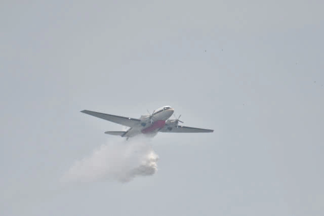 กองทัพอากาศจัดเครื่องบิน BT-67 บินโปรยละอองน้ำบรรเทาปัญหาฝุ่นละอองในอากาศ