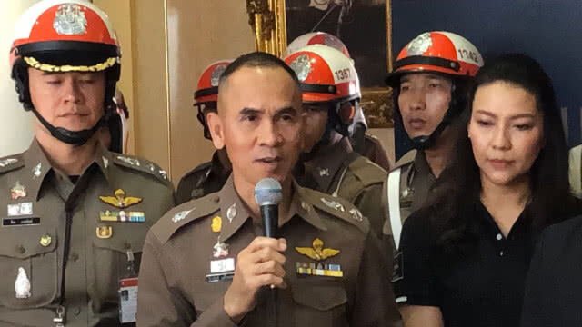 รองผบช.น. เผยยึดใบขับขี่แบบเดิมไปก่อน รอแนวทางกรมการขนส่งที่ชัดเจน ก่อนประสานข้อมูล