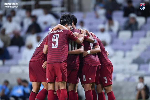 "ช้างศึก" เจ๊า ยูเออี 1-1  ลิ่วน็อคเอาท์ "เอเชียนคัพ 2019"