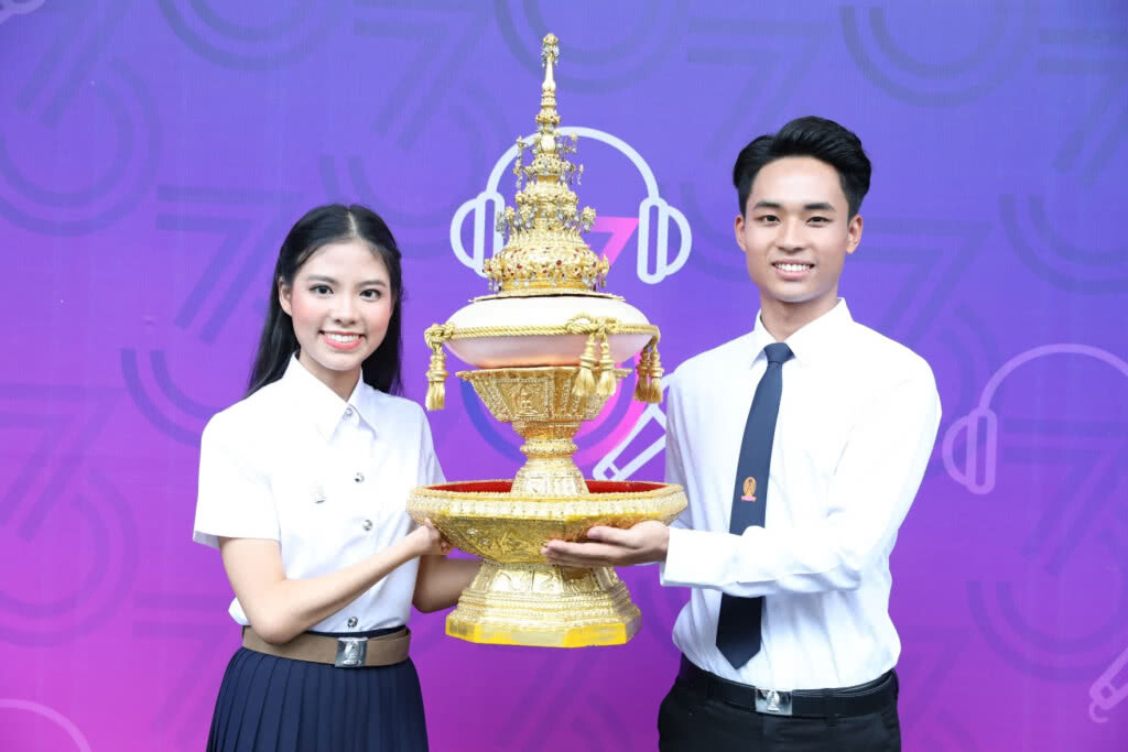 "จุฬาฯ"เร้านิสิตร่วมแสดงพลังศึกฟุตบอลประเพณี "จุฬาฯ"เร้านิสิตร่วมแสดงพลังศึกฟุตบอลประเพณี