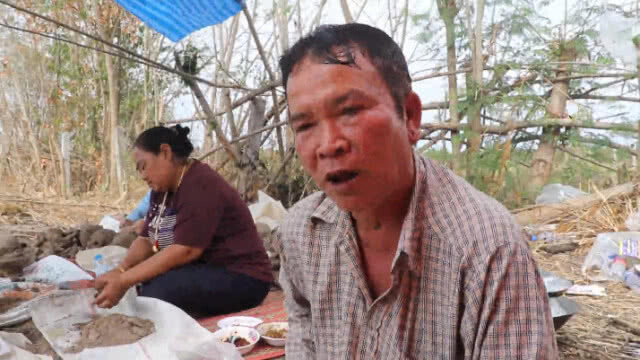 "พรศักดิ์" นำ"ฤาษี"-ทีมขุดดิน หลังฝันแปลกติดต่อกัน พบกระดูกอื้อ! กว่า 300 โครง