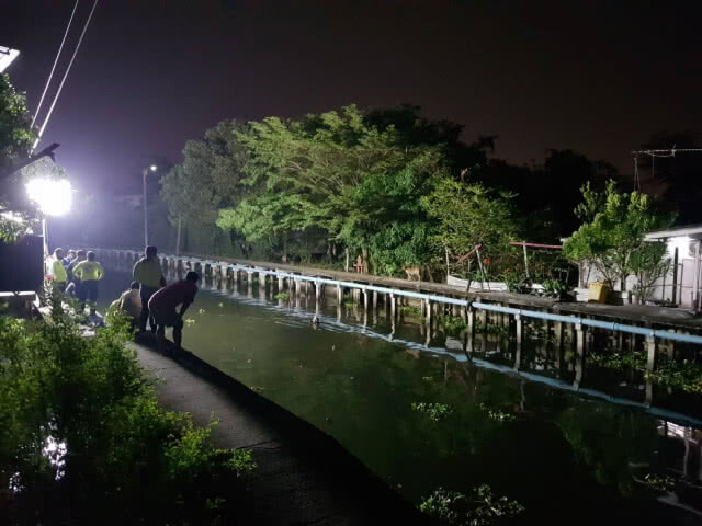 เด็กชายวัย 10 ขวบ ถูกลุงตีก่อนหายตัว-คาดพลัดตกคลองหลังบ้าน