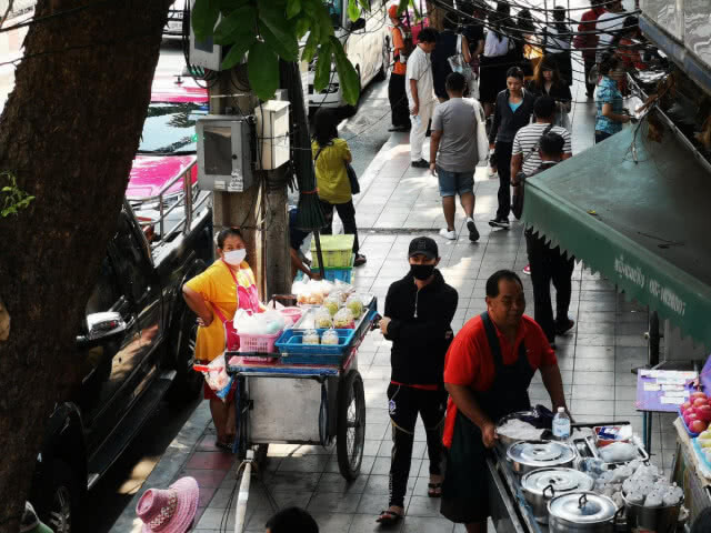 ให้รอ 3 ปี คงไม่ไหว! คนลาดพร้าววอนเร่งแก้ปัญหาฝุ่นพิษ