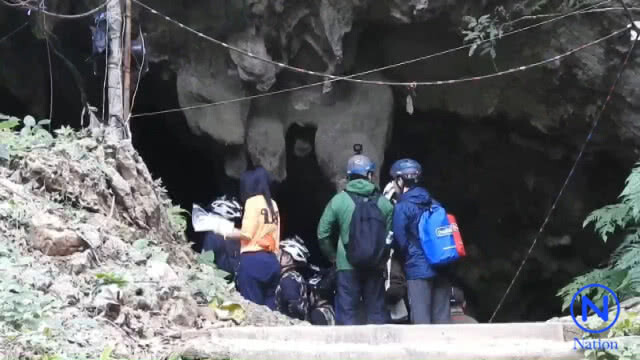 เริ่มเก็บกู้อุปกรณ์ใน "ถ้ำหลวง" วันแรก