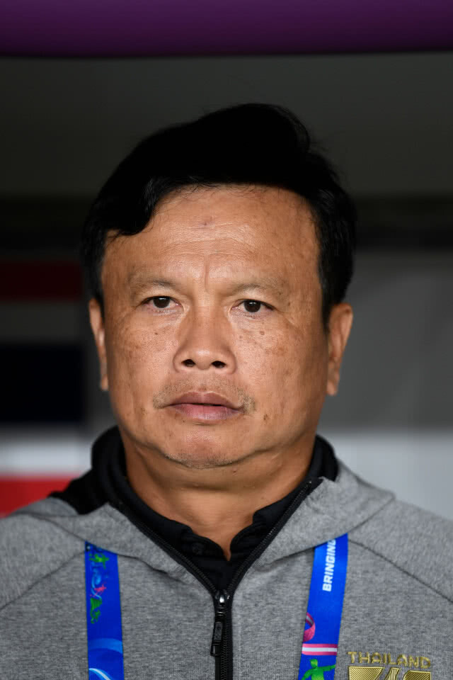 "โค้ชโต่ย" กำชับ "ช้างศึก" ห้ามประมาทแข้ง "มังกร" แม้มีข่าว "อู่ เล่ย" ไม่ฟิต