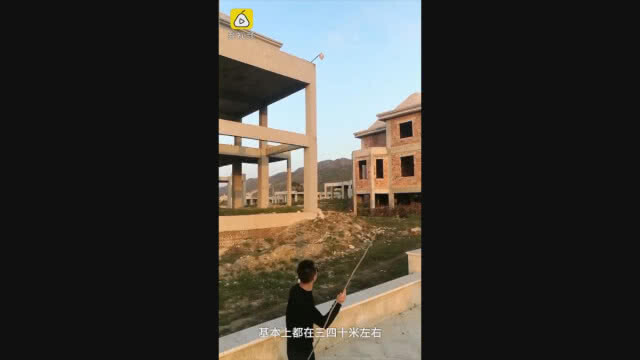 แม่นระดับพระกาฬ! หนุ่มจีนโชว์ชู๊ตบาส-พุ่งหลาวโดนทุกเป้า