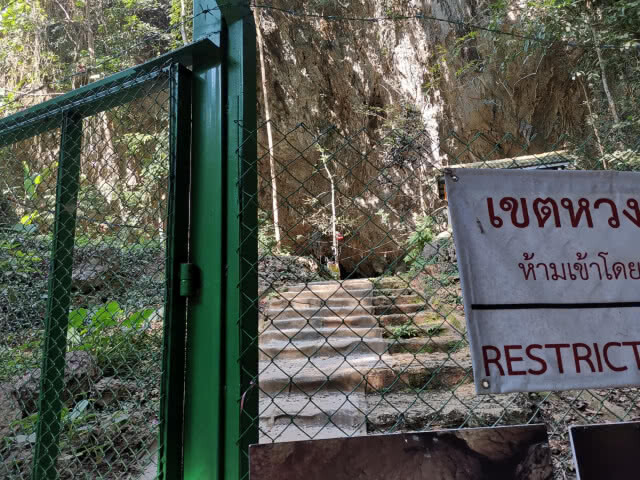 6​ เดือนหลัง​ 13​ หมูป่าติดถ้ำหลวง นทท.พุ่ง​ 1​ หมื่น​คนต่อวัน ดัน​เศรษฐกิจ​แม่สายคึกคัก​