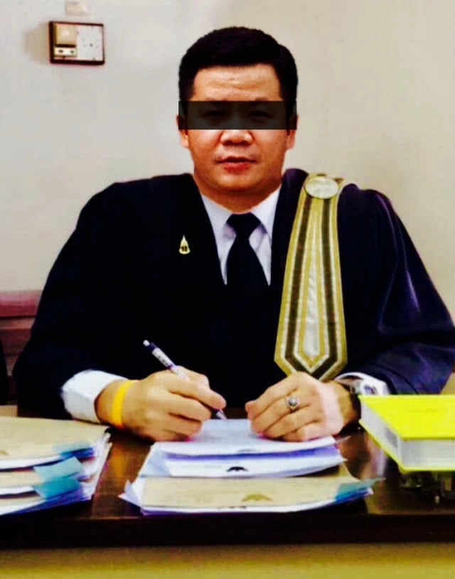 รวบ 18 มงกุฎอ้างเป็นทนายตุ๋นเหยื่อ 4 ล้าน