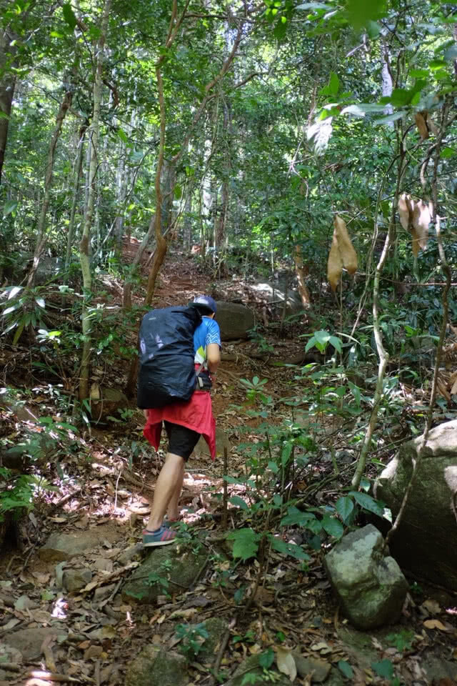 หนี "ควันพิษ" ไปพิชิต "ผาหินกูบ" จันทบุรี