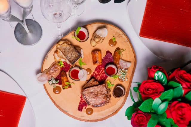 อร่อยปักหมุด : "วันแห่งความรัก" สำหรับทุกคู่รัก ณ สยาม แอ็ท สยาม ดีไซน์ โฮเต็ล กรุงเทพฯ