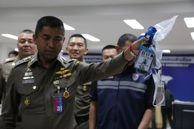 จับแก๊งเมียนมาหลอกเพื่อนร่วมชาติทำบัตรกะเหรี่ยง