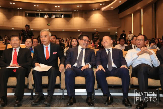 "สุวัจน์" หนุนเพิ่มบริษัทใหม่จดทะเบียนผลักดันตลาดหุ้นไทย