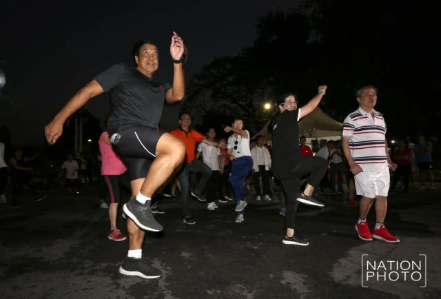 "หญิงหน่อย-ชัชชาติ" จับมือแทคทีม ปัดขัดแย้งชิงเบอร์ 1 นายกฯ