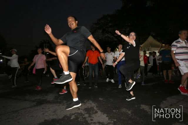 "หญิงหน่อย-ชัชชาติ" จับมือแทคทีม ปัดขัดแย้งชิงเบอร์ 1 นายกฯ