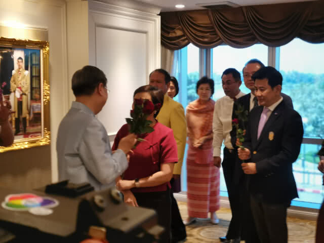 "สนธิรัตน์" อำลาข้าราชการกระทรวงพาณิชย์​ เผยลาออกครั้งนี้สร้างบรรทัดฐานใหม่การเมืองไทย​
