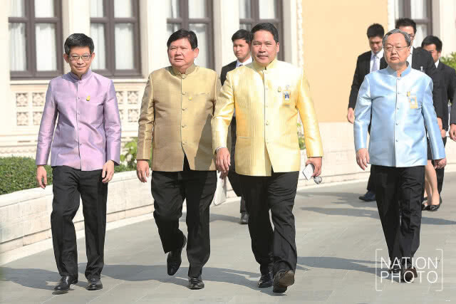 "ทำภารกิจเสร็จแล้ว" 4 รัฐมนตรี ยื่นหนังสือลาออก