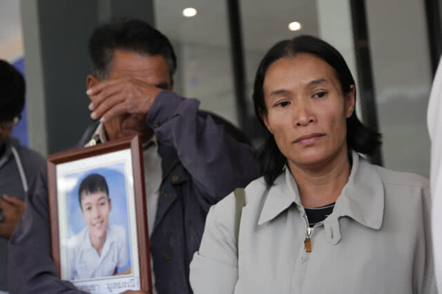 ร้องกองปราบ! ลูกชายวัย 16 ปี ถูกตร.บ้านโป่ง ถีบจยย.ล้มดับ